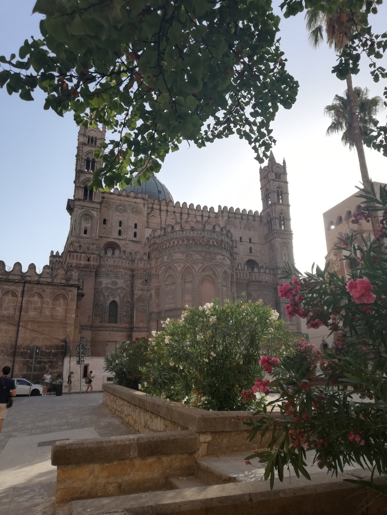 Kathedraal Palermo zijkant